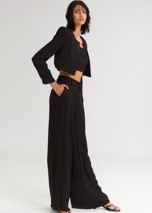 THE CRUNCHY BLAZER BLACK